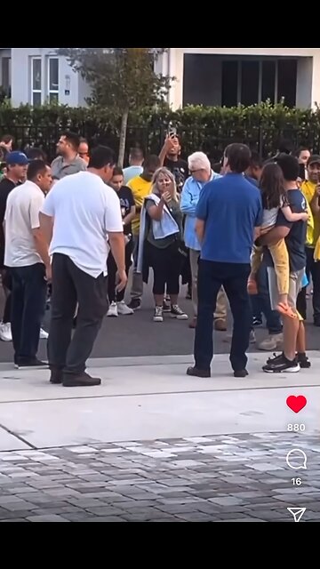 É MUITO AMOR POR ONDE ELE PASSA!