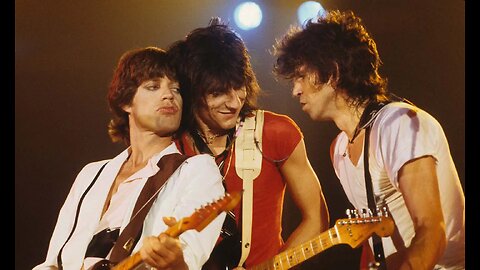 Street Fighting Man ~ The Rolling Stones ( Live )