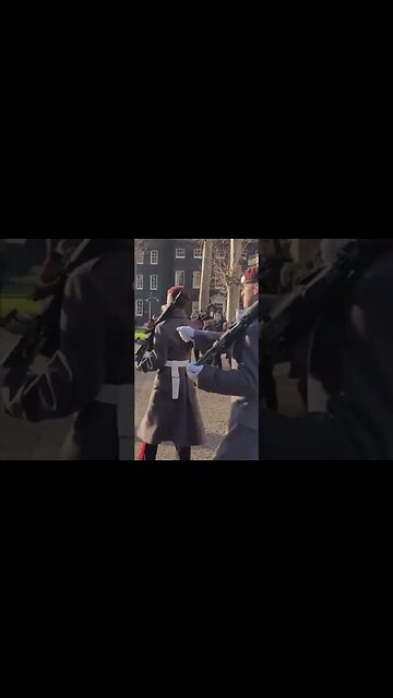 Quick march 23 Parachute Engineer Regiment #toweroflondon