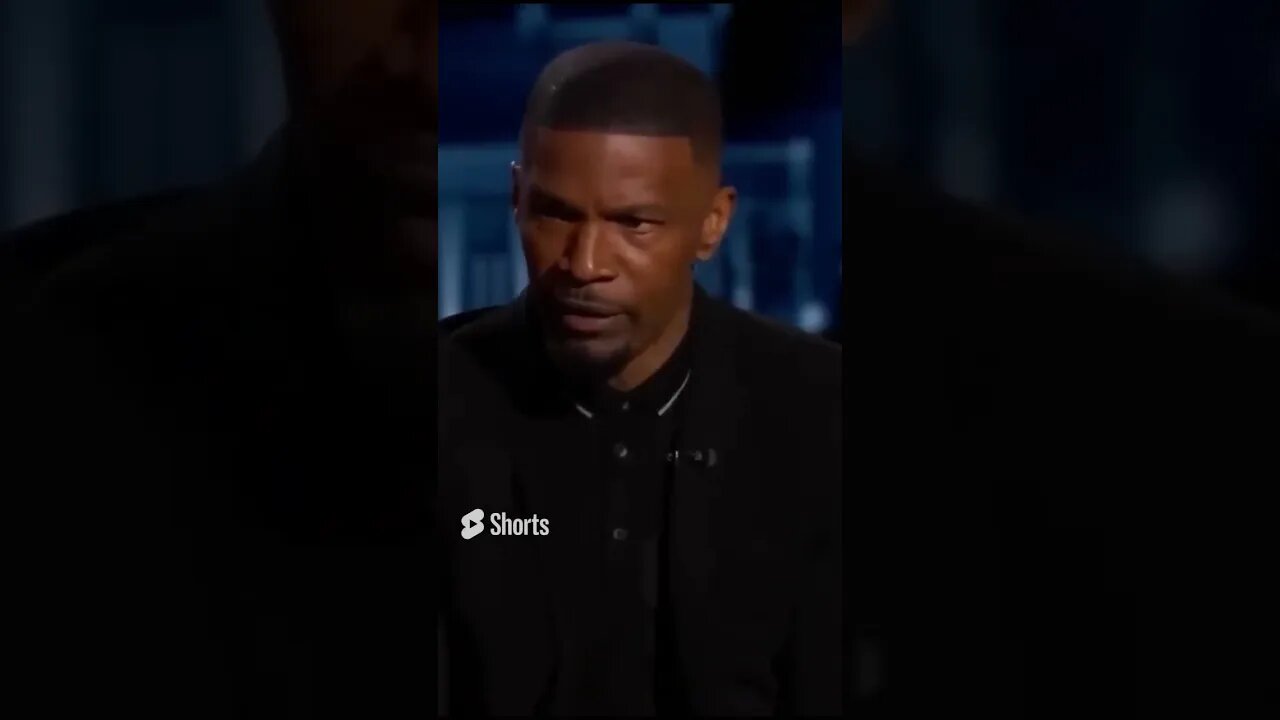 Jamie Foxx does a hilarious Dave Chappelle impression!