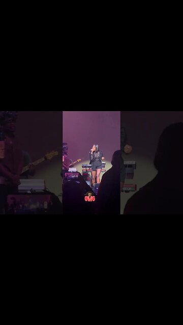 🤯😍Le'Andria Johnson sings Rance Allen "Something About The Name Jesus" #leandriajohnson