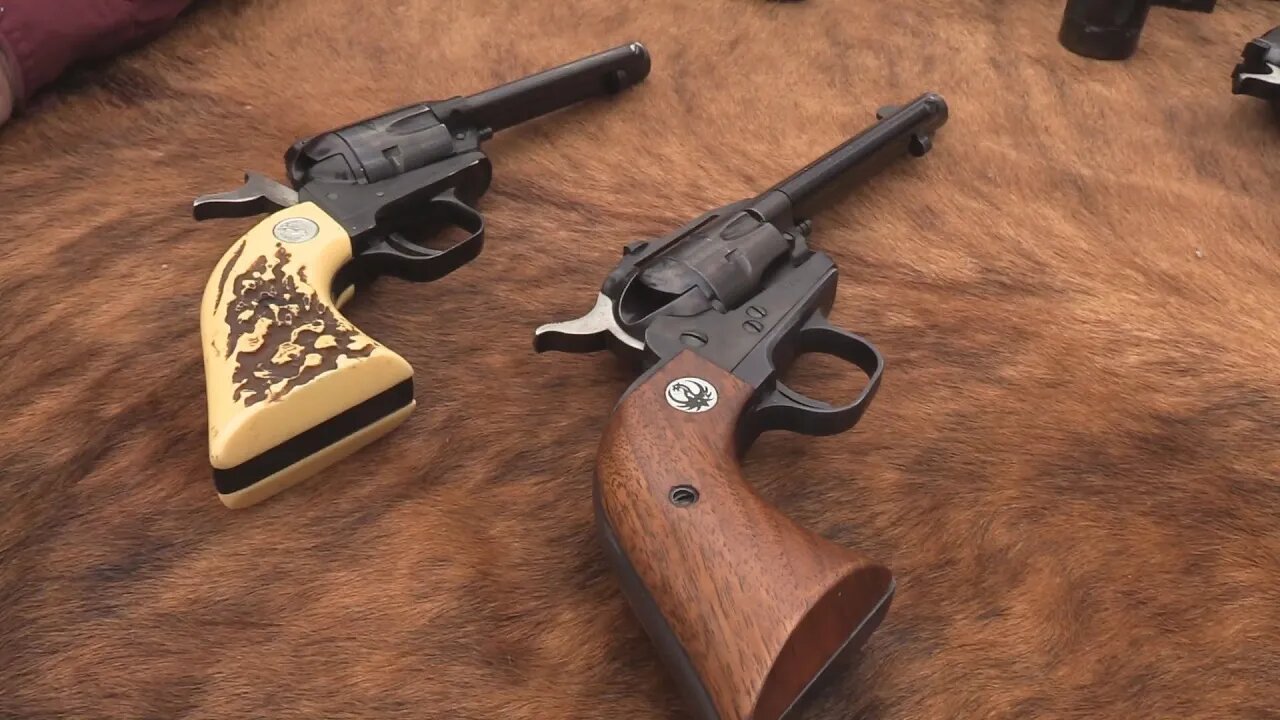 Colt Frontier Scout vs Ruger Single Six