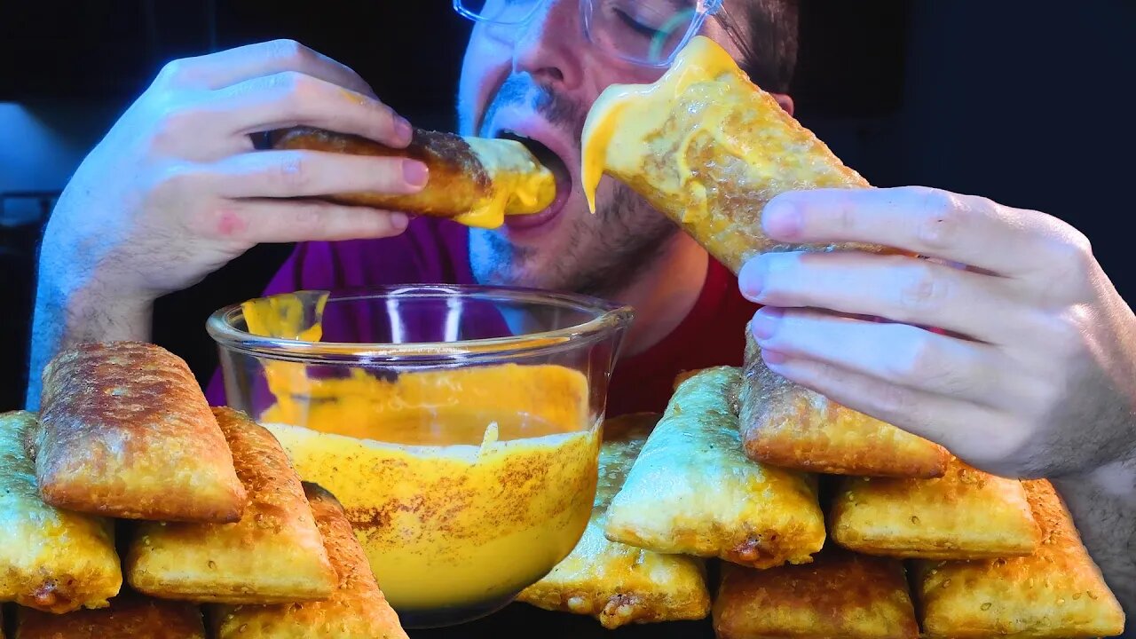 SPICY CHEESE SAUCE DEEP FRIED HOT POCKET PARTY !!! *ASMR NO TALKING* | NOMNOMSAMMIEBOY