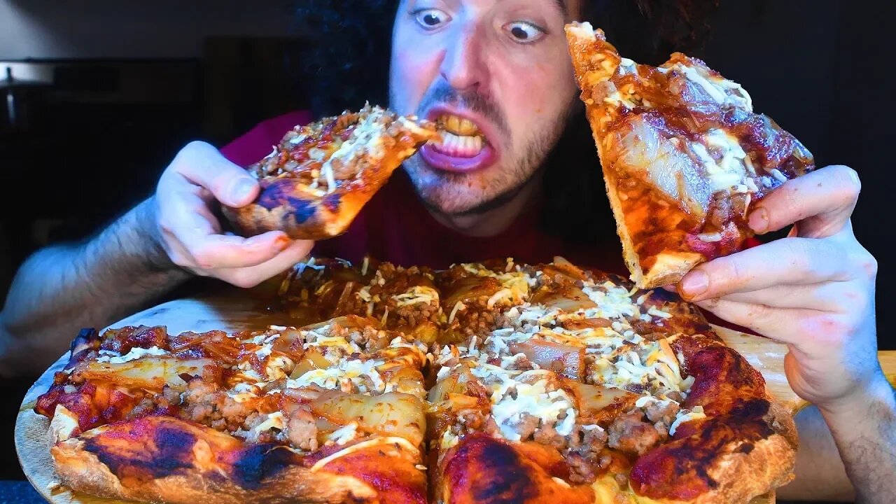 SPICY KOREAN PIZZA ! * ASMR NO TALKING * | Nomnomsammieboy