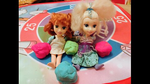 Elsa And Anna Play A Mystery Surprise Shopkin Playdoh Ball Game-Funny! #shorts#heyletsplay2634