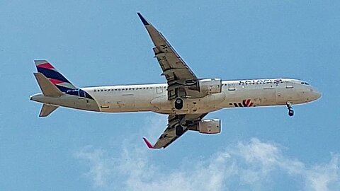 Airbus A321 PT-XPJ coming from Manaus to Fortaleza