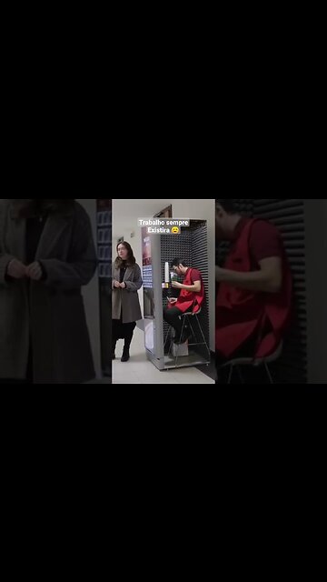 Trabalho em máquina automatizada de café #shorts #noticias #sátira #risos #comedia