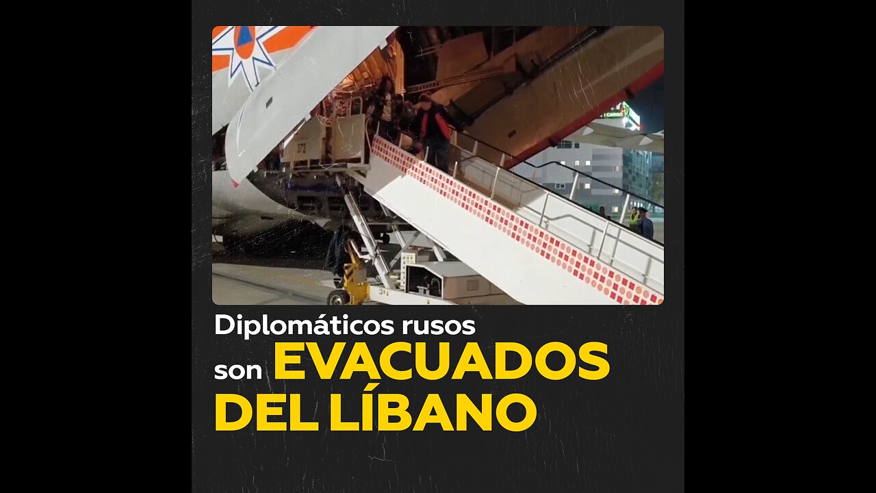 Diplomáticos rusos llegan a Moscú tras ser evacuados del Líbano