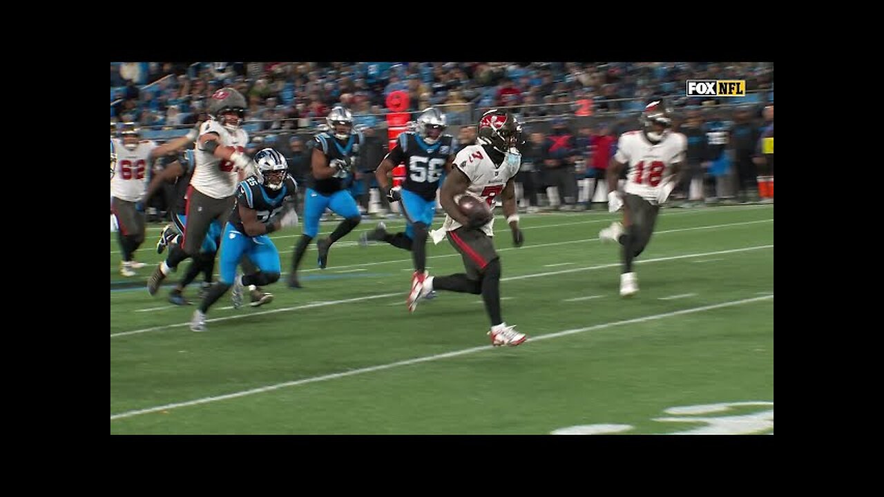 43-yard burst! Bucky Irving stiff-arms a Panther on clutch run in fourth quarter