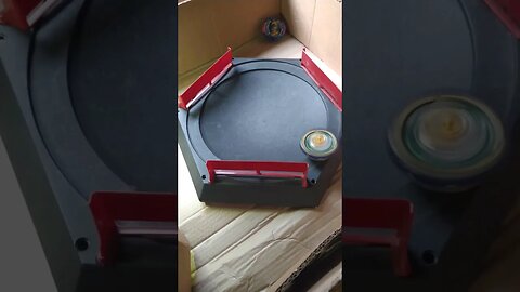 batalha de beyblade vitória epica do fafnir #batalhadebeyblade #beyblade #beybladeburst