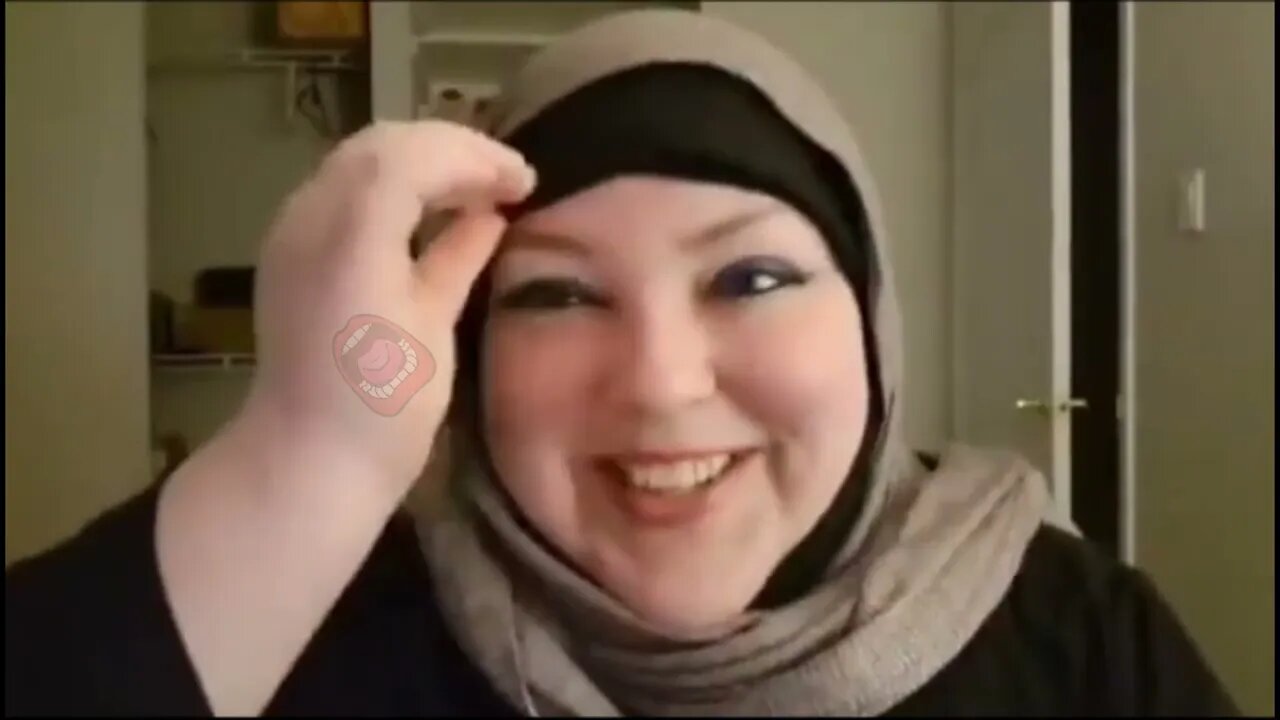 Foodie Beauty Thinks This Is All Fun And Games What Happened To The DV Vi@tem?