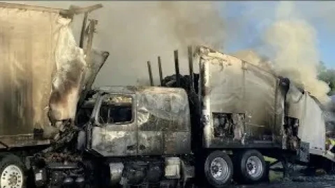 50 Most Brutal Dangerous Truck & Car Crashes Compilation !