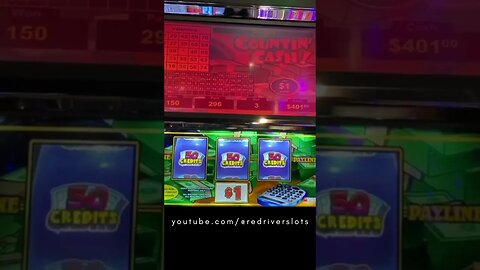 BIG WIN ON THIS #VGT SLOT MACHINE! #redscreen #shorts