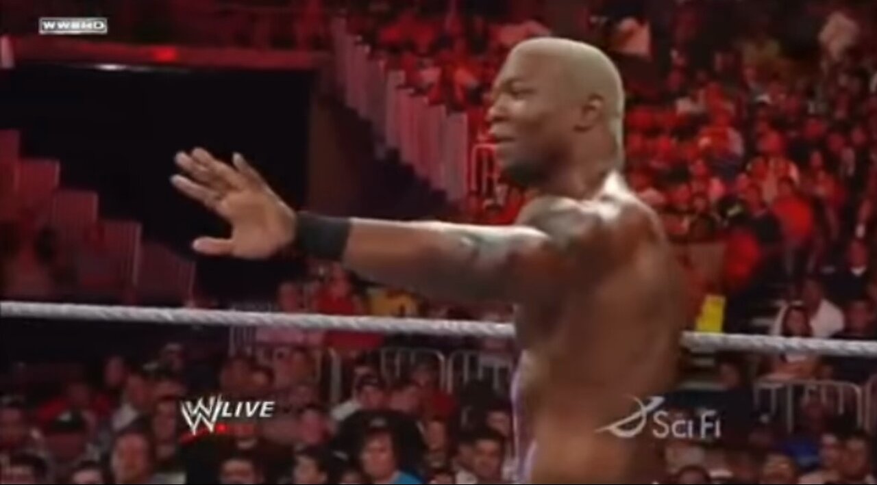 Shelton Benjamin makes fun of Yoshi Tatsu