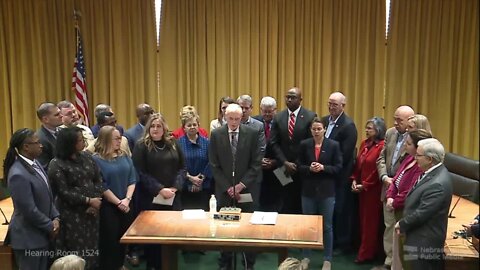 Gov. Pillen, Coach Osborne and other announce mentoring initiative