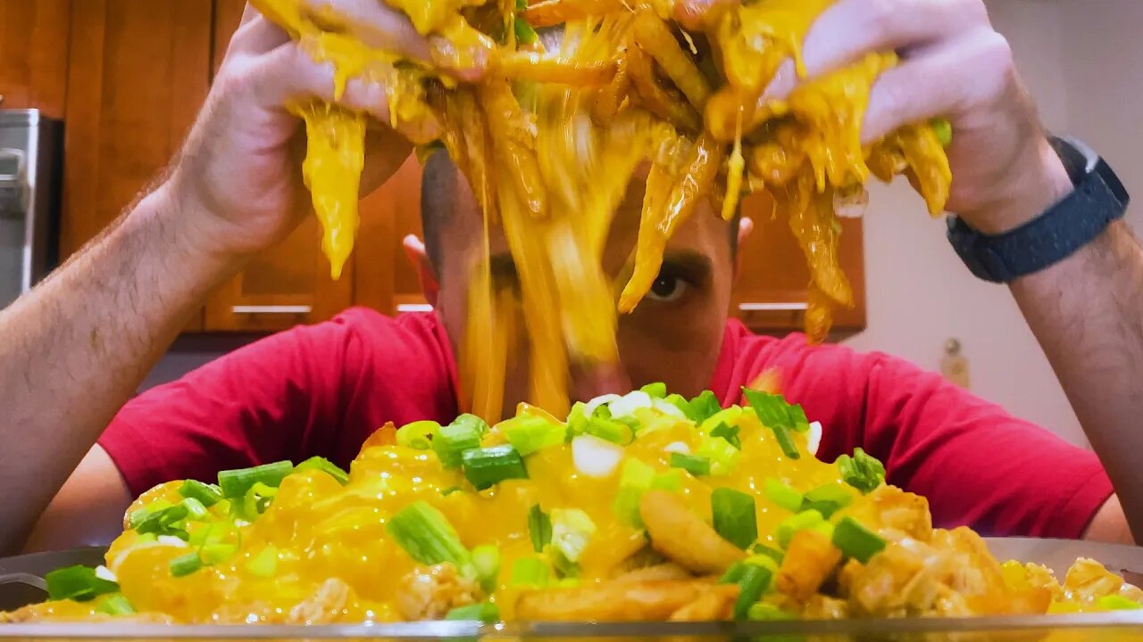 SPICY CHICKEN AND CHEESE FRIES ! 매운 치킨 치즈 감자 튀김 * ASMR MUKBANG NO TALKING * nomnomsammieboy