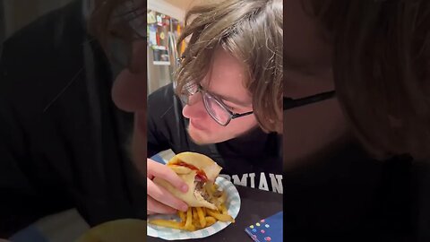 Big n Mediterranean#fyp #shorts #trending #viral #food #mukbang #sandwich#greek #mediterranean#gyro