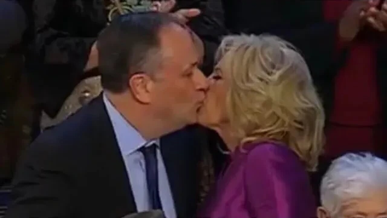 Disgusting 🤮 Disgusting 🤮 Disgusting 🤮 ￼