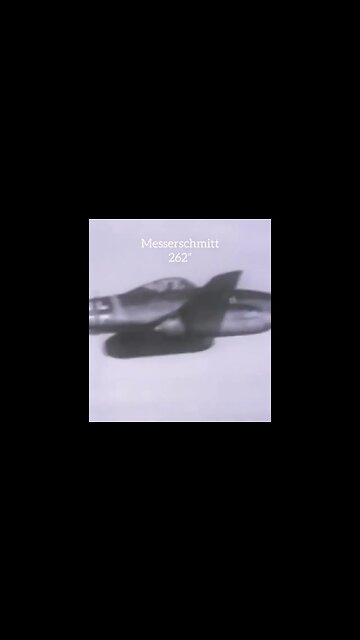 USAAF B17 Crew Stunned By Luftwaffe Messerschmitt Me 262