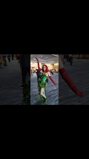 Poison Ivy Cosplay Comic Con