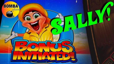 Medusa vs Super Sally! #Casino #LasVegas #SlotMachine