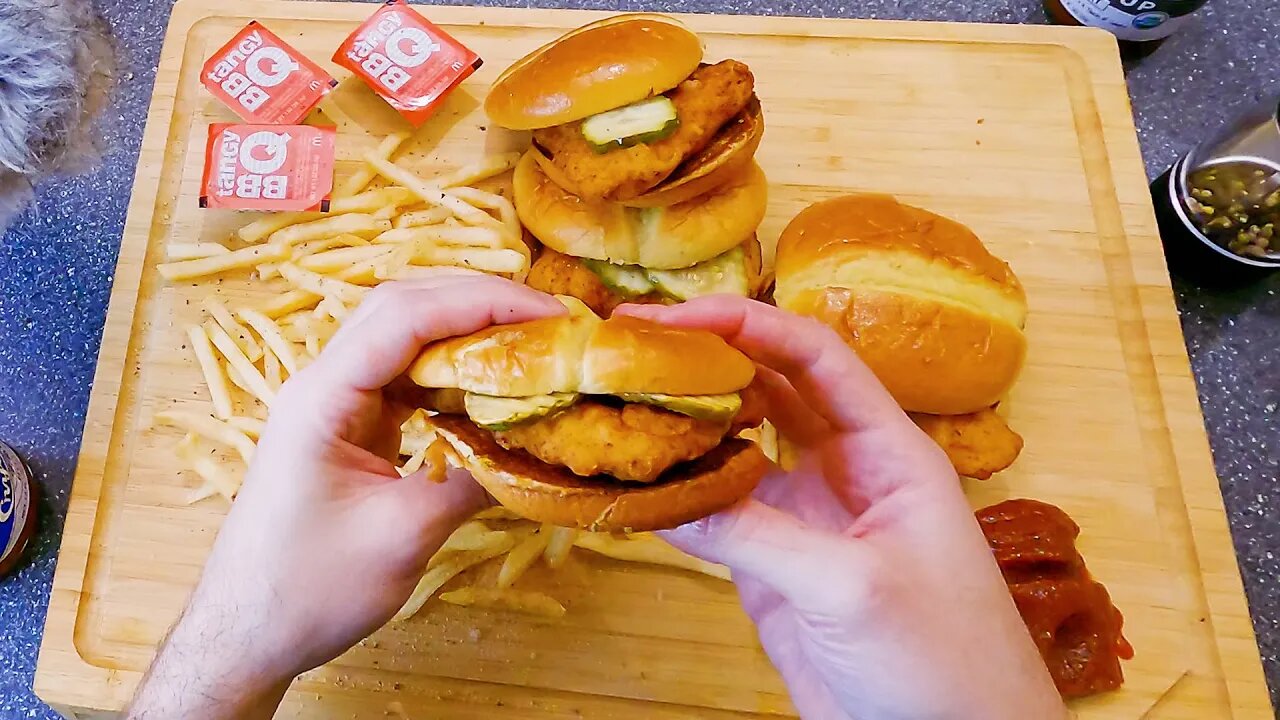 4X NEW MCDONALD'S CHICKEN SANDWICH ! SPICY AND CRISPY CHICKEN ! NOMNOM