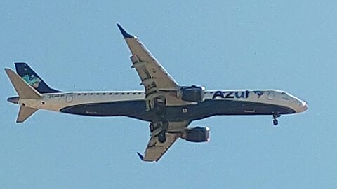 Embraer 195 PR-AUM coming from Recife to Fortaleza