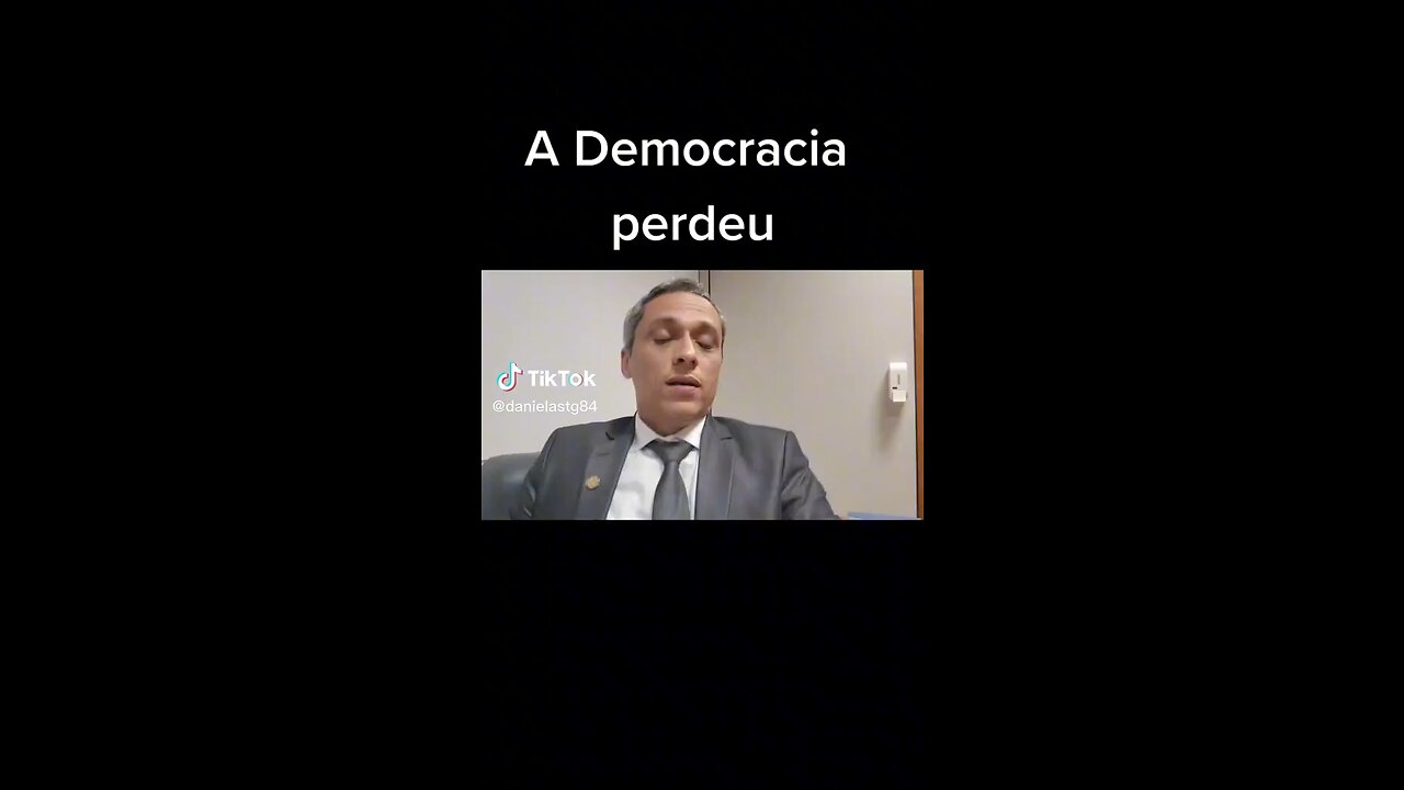 A democracia perdeu