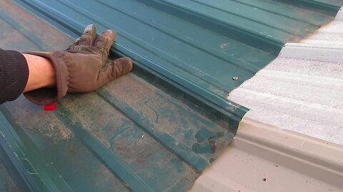 Putting a roof over the reclaimed porch at the off grid homestead