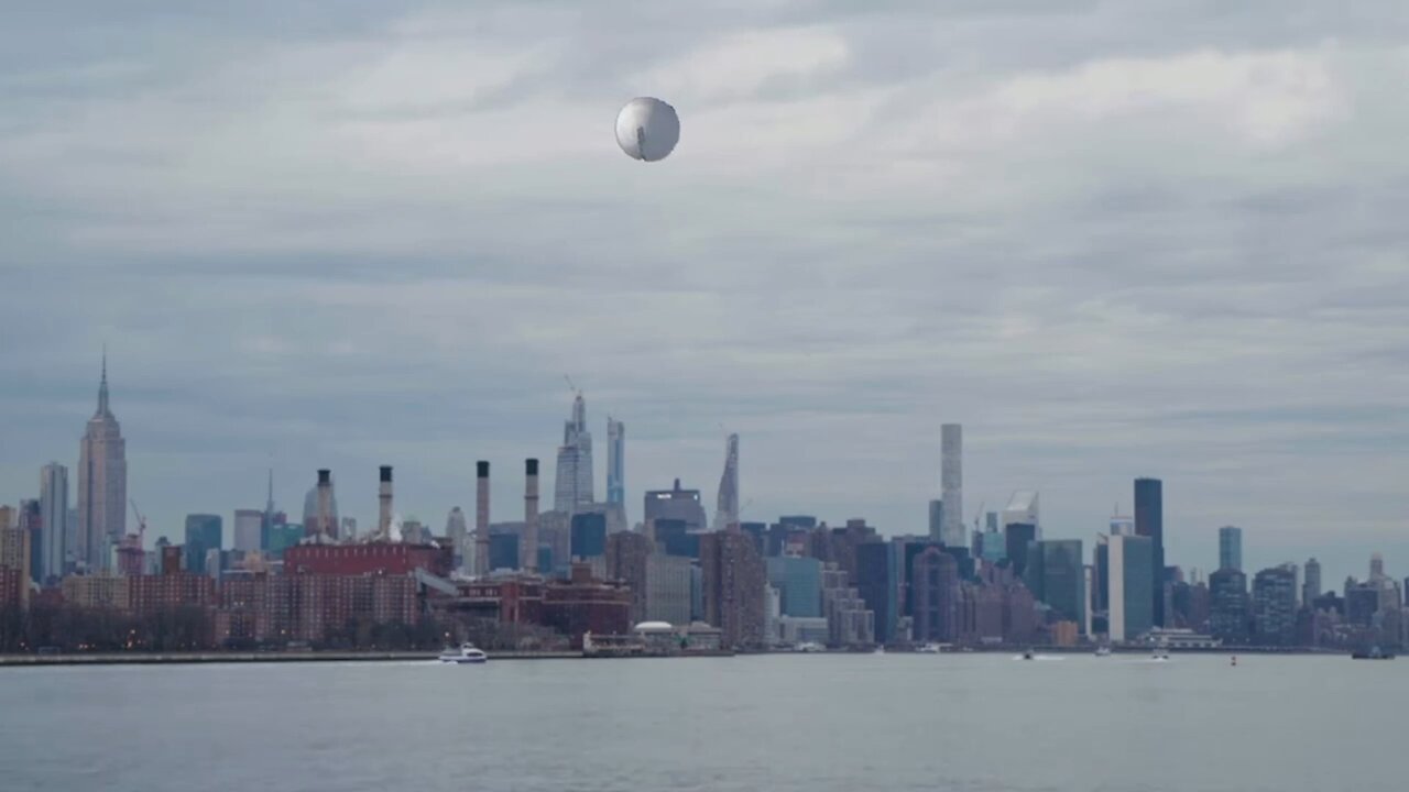 Chinese Spy Balloon Over New York City