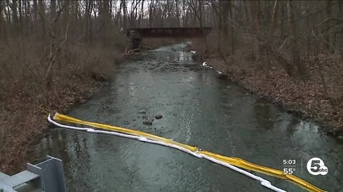 Families want reassurance well water is safe to drink after train derailment
