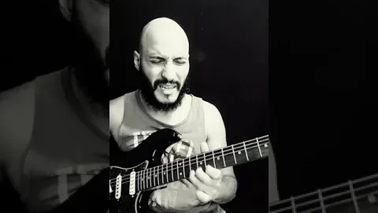 #shorts Cry my little guitar