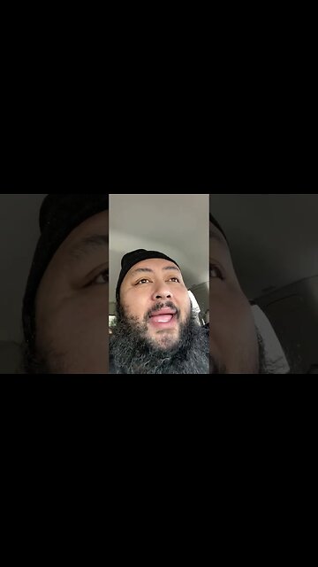 No shoes, no worries 🤙🏾😎🤙🏾