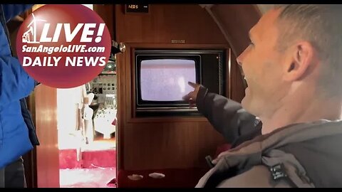 LIVE! DAILY NEWS | Exclusive Look Inside Elvis's Plane