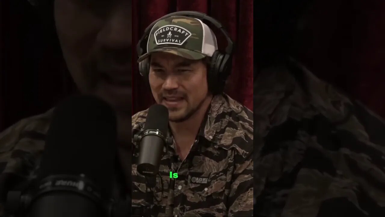 Joe Talks About January 6th: Was The FBI Involved?!👮‍♀️#joerogan #jre #shorts
