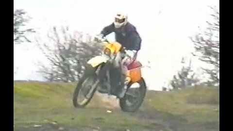 YZ 490