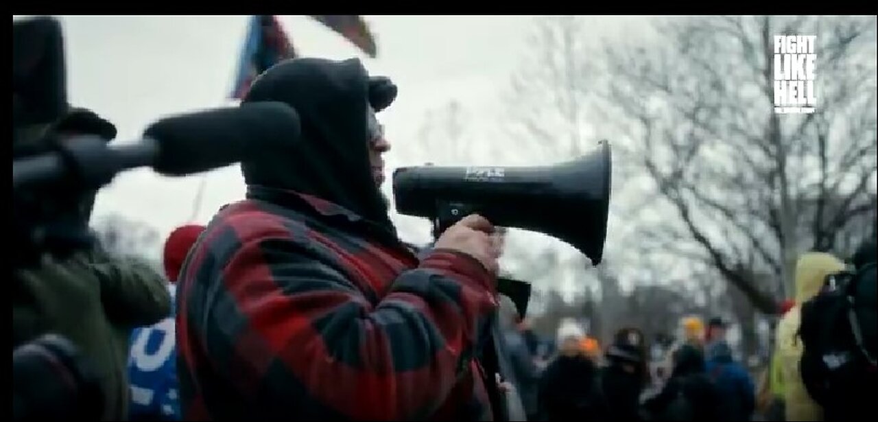 New J6 footage shows Ray Epps talking about breaching the Capitol right before the....