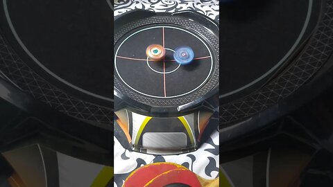 batalha de beyblade (qual seu preferido?) #batalhadebeyblade