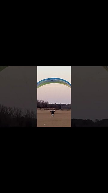 #paramotor foot drag to a landing