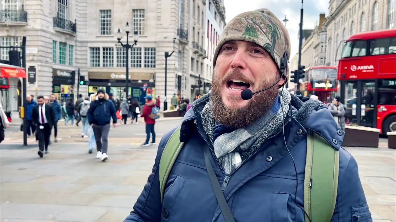 Anointed 🔥 preaching at Piccadilly Circus | London evangelism