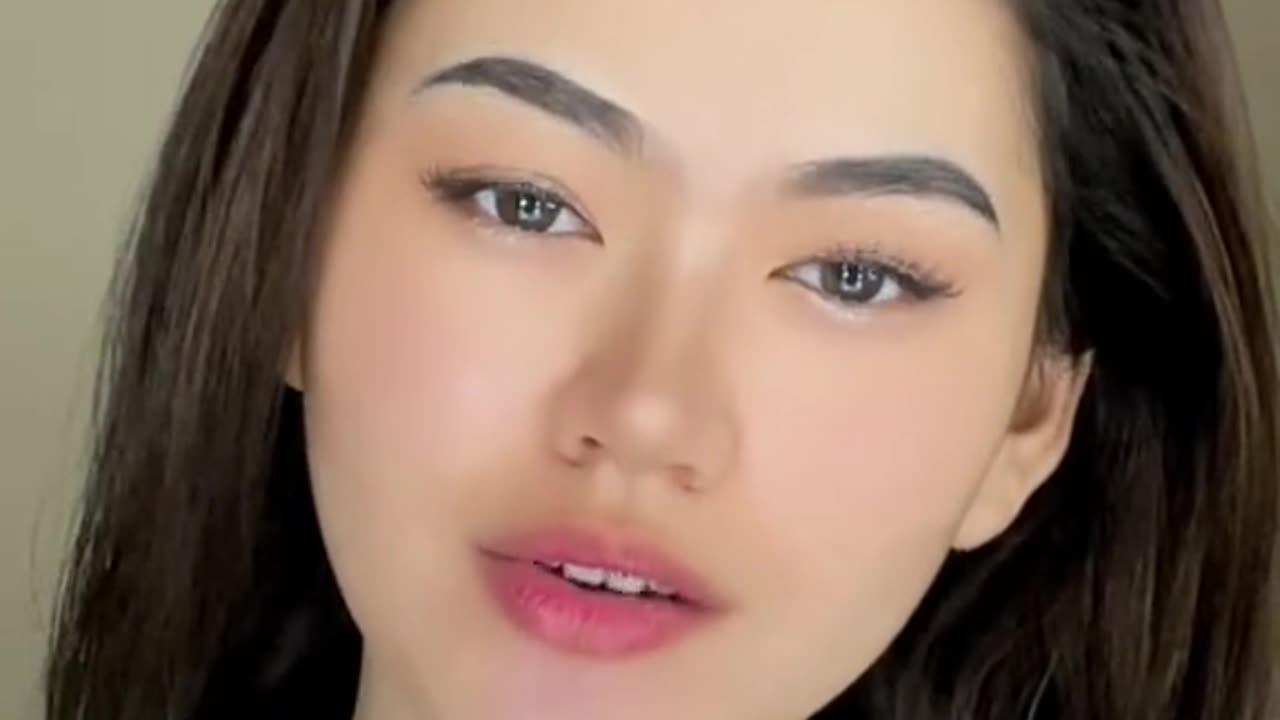 Transition Makeup #makeup #viral #fyp #makeup