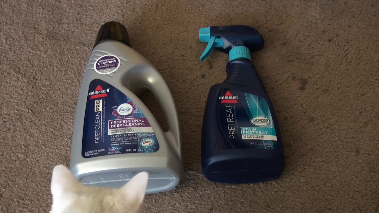 Bissell Professional Deep Cleaning with Febreze and Stain Pretreat for Carpet & Upholstery