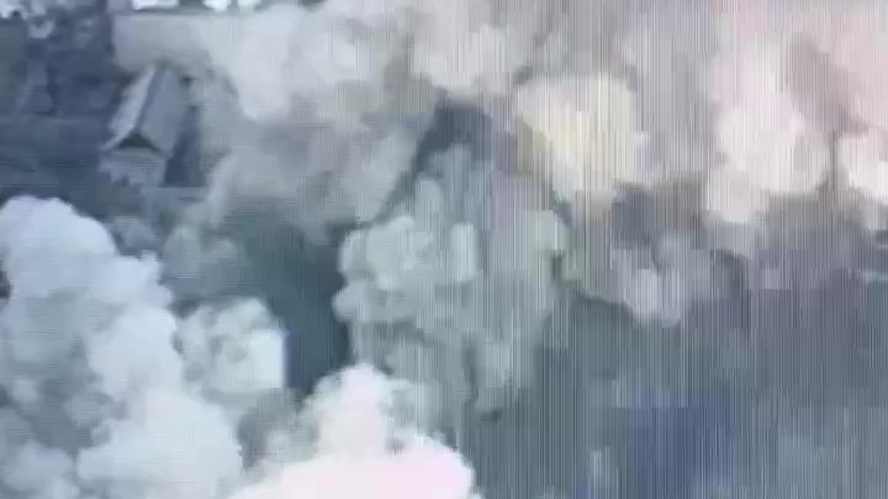 Shelling Building Russian Soldiers Try to Hide in
