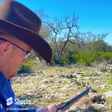 Shooting a Krag Rifle (Bolt Action Rifle) #rdr2 #shorts
