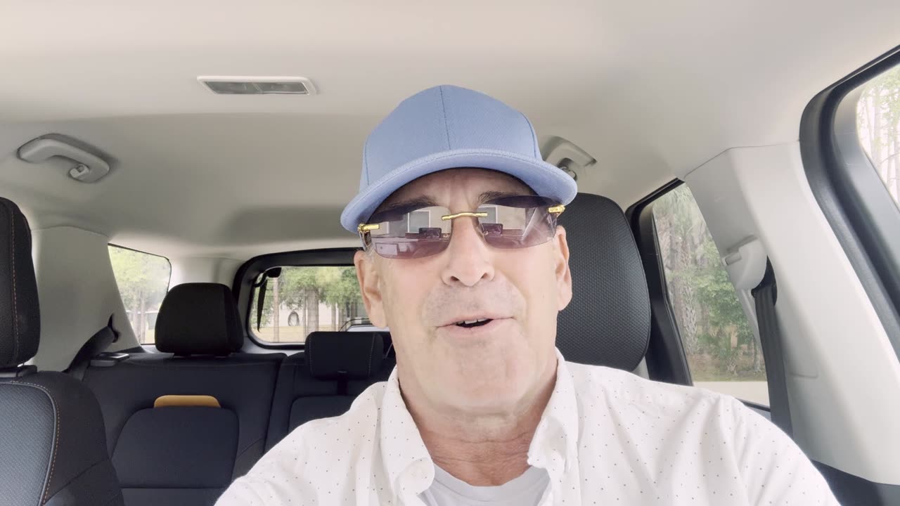 Jim Chaps Vidcast May 2024 - Horse Racing and Happy Mothers Day edition