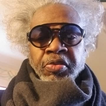 NEVER GIVE UP ON YOURSELF