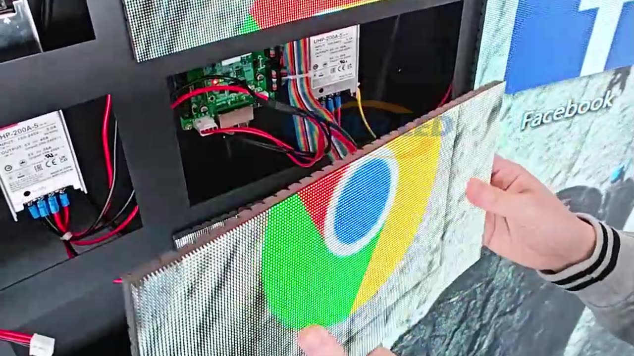 Eagerled P1.86 indoor curved LED in aging test.