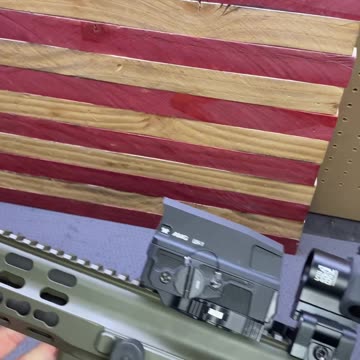 Up close with the Robinson Armament and Dead Air Nomad