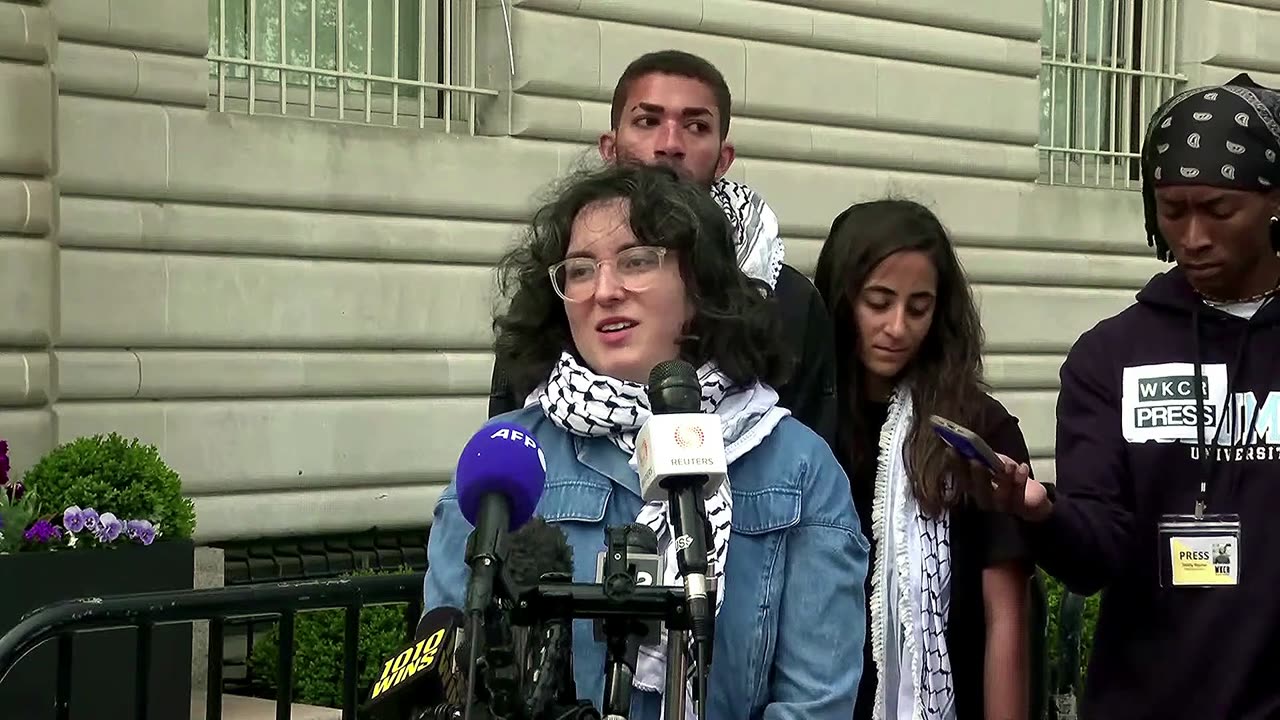 Reporters Completely Stump Protest Spox By Asking Her To Explain GrubHub Gift Card 'Bribe' Claim