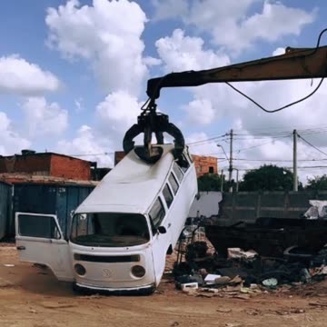 APESP - SHORT - KOMBI SUCATA